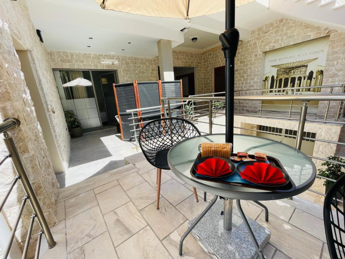 Xenios Suites Ligourio Bagian luar foto